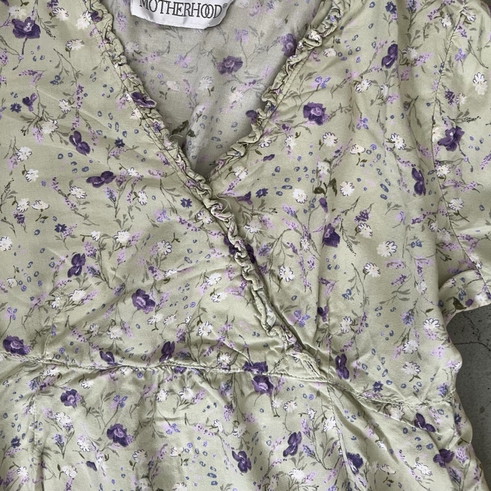 Motherhood Maternity Floral V-Neck Maxi Dress in Light Sage - M - Picture 4 of 5